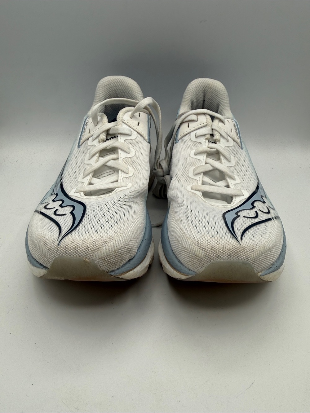 Saucony Endorphin Azura Women's 6.5 Running Sneakers - White & Light Blue S1 - Picture 2 of 6